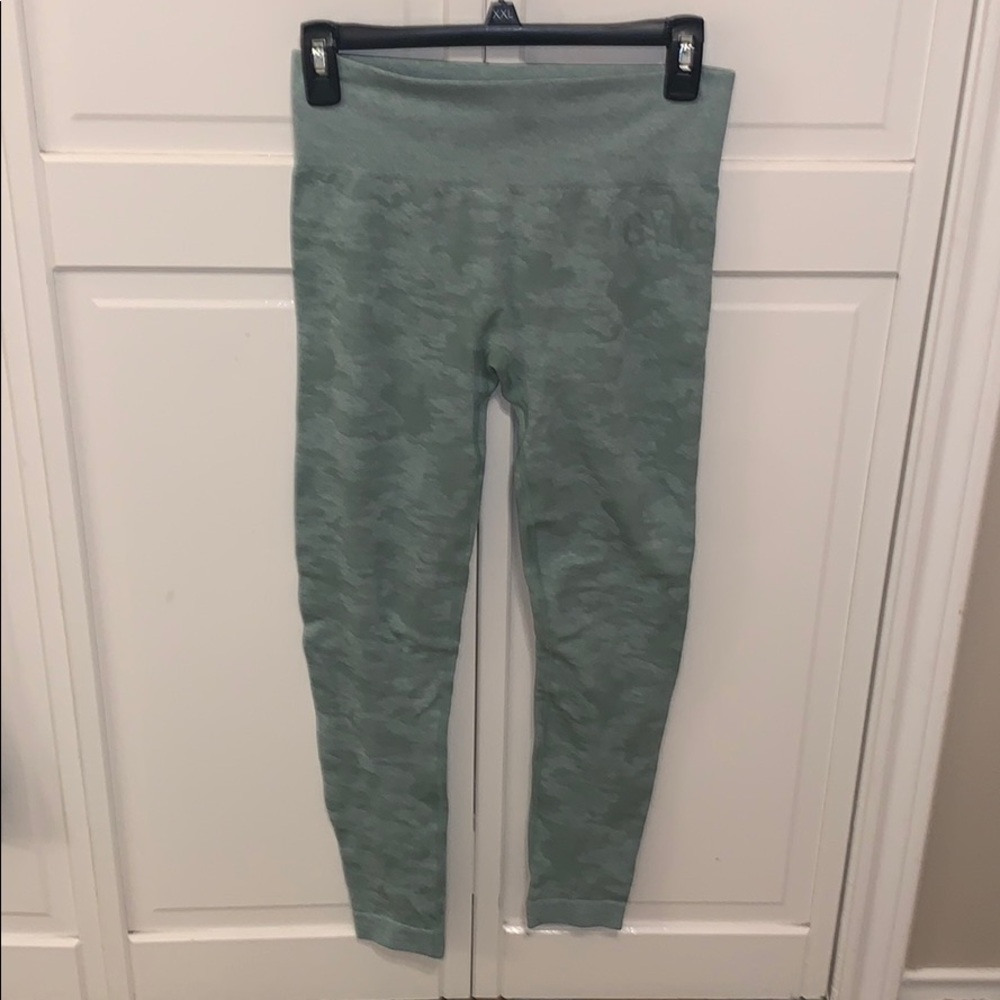 Gymshark camo seamless